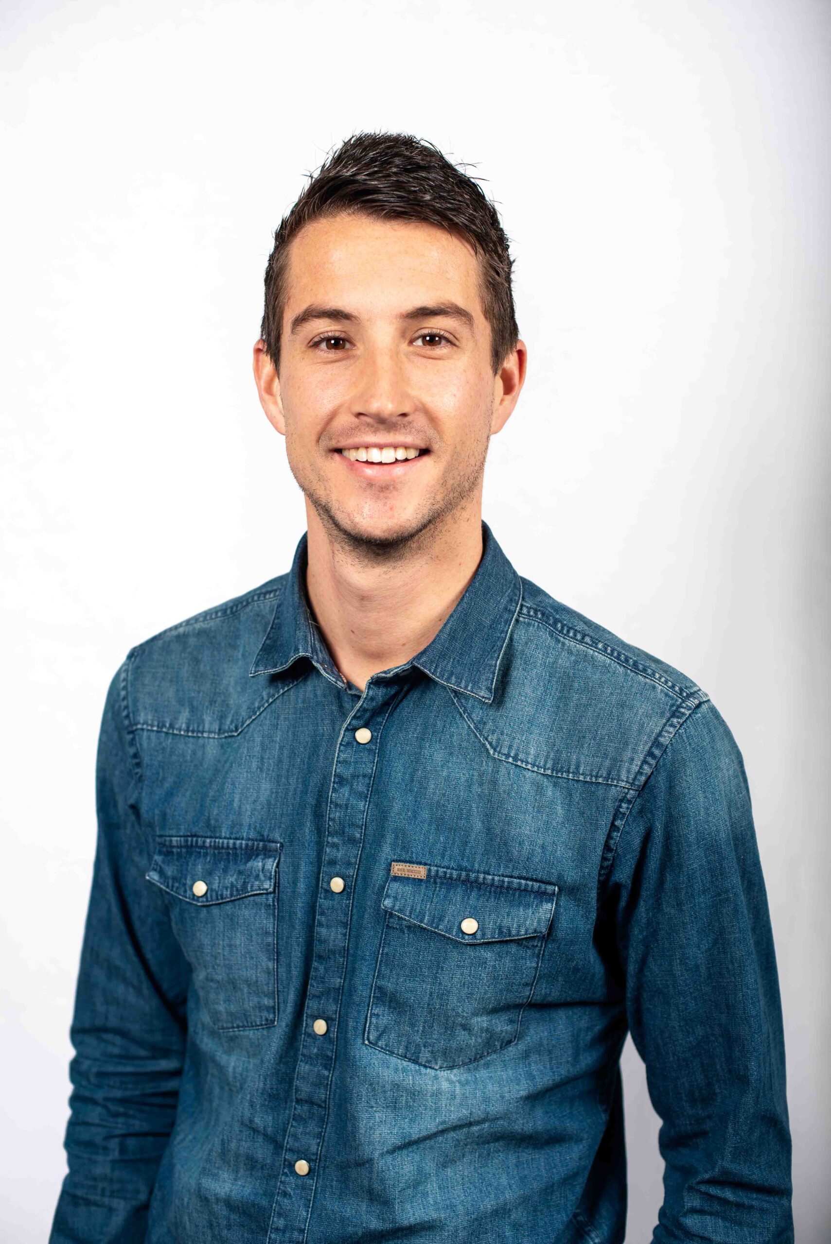 ronald-prins-keukenmontage-portret Ronald Prins Keukenmonteur Portret